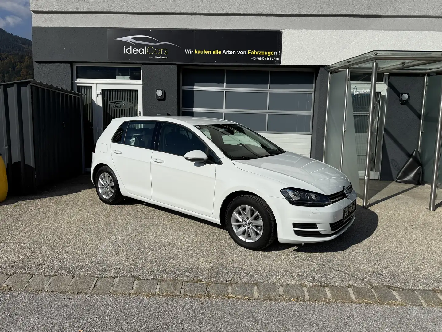 Volkswagen Golf Comfortline 1,6 BMT TDI DPF 4Motion - 1