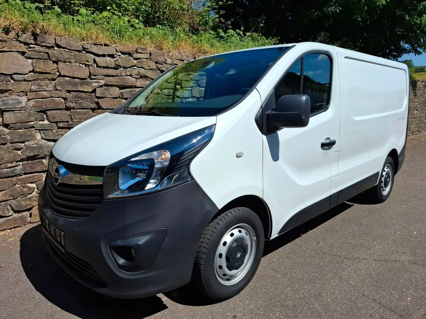 Opel Vivaro 2.9 L1H1 Kasten Navi Klima PDC Wit - 1