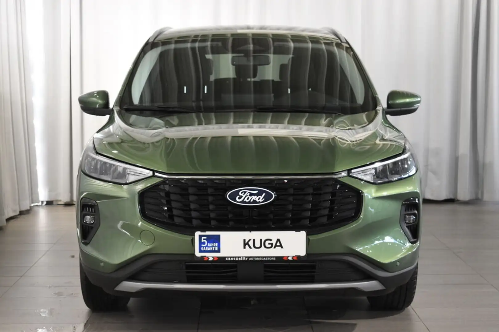 Ford Kuga Titanium Grün - 2