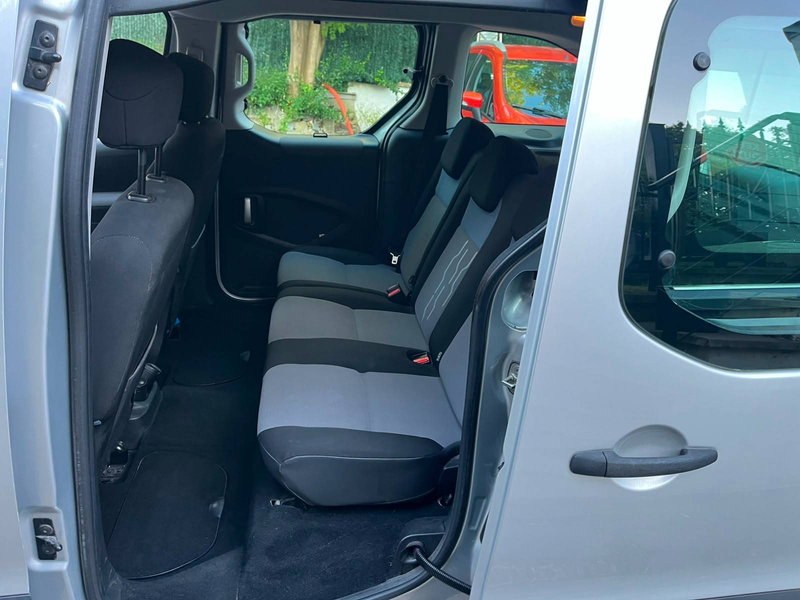 Peugeot Partner Partner Tepee 1.6 e-HDi Active STT ETG — photo 9