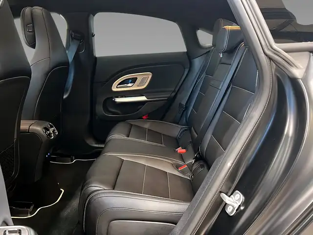 Mercedes-Benz Cla Class view 10