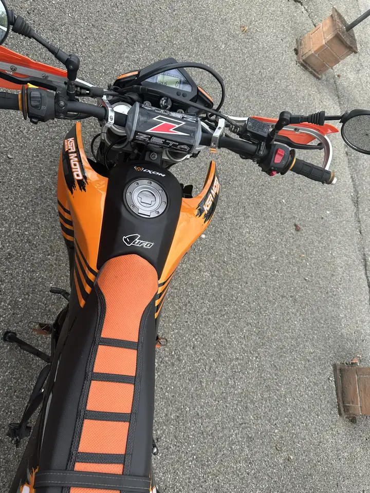 KSR Moto TR 125
