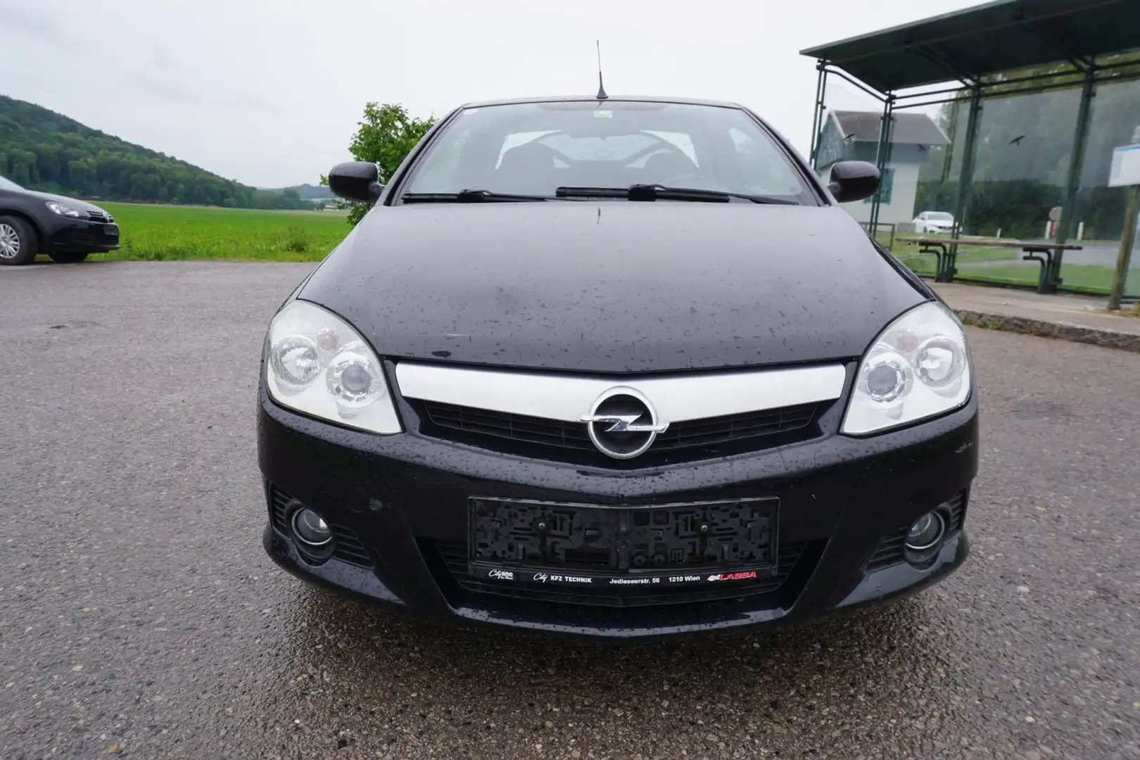 Opel Tigra Twintop 1,4 Twinport Schwarz - 1