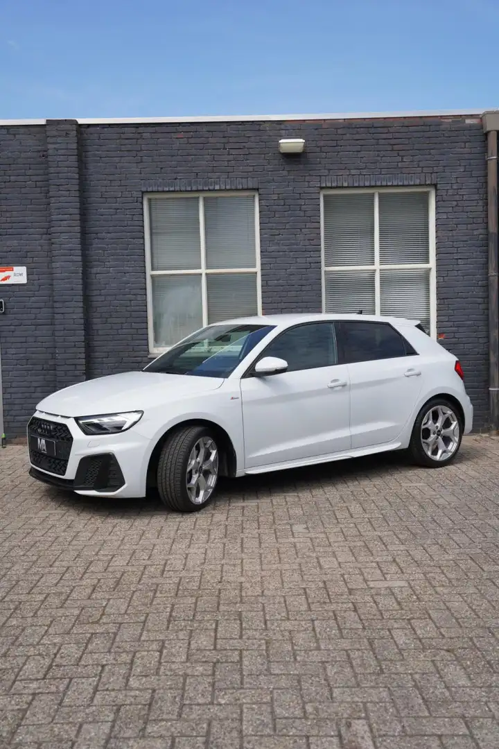Audi A1 SPORTBACK 35 TFSI 3x S-Line VOL BTW | AUTOMAAT | C Wit - 1