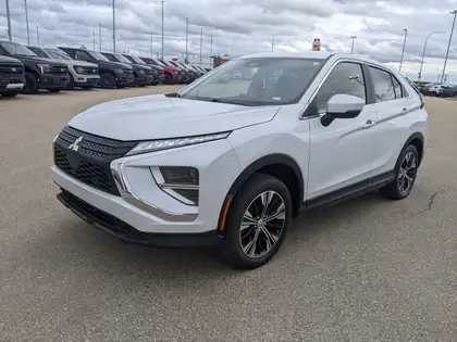 White 2022 Mitsubishi Eclipse Cross ES S-AWC AWD SUV / Crossover All-Wheel Drive Continuously Variable Transmission