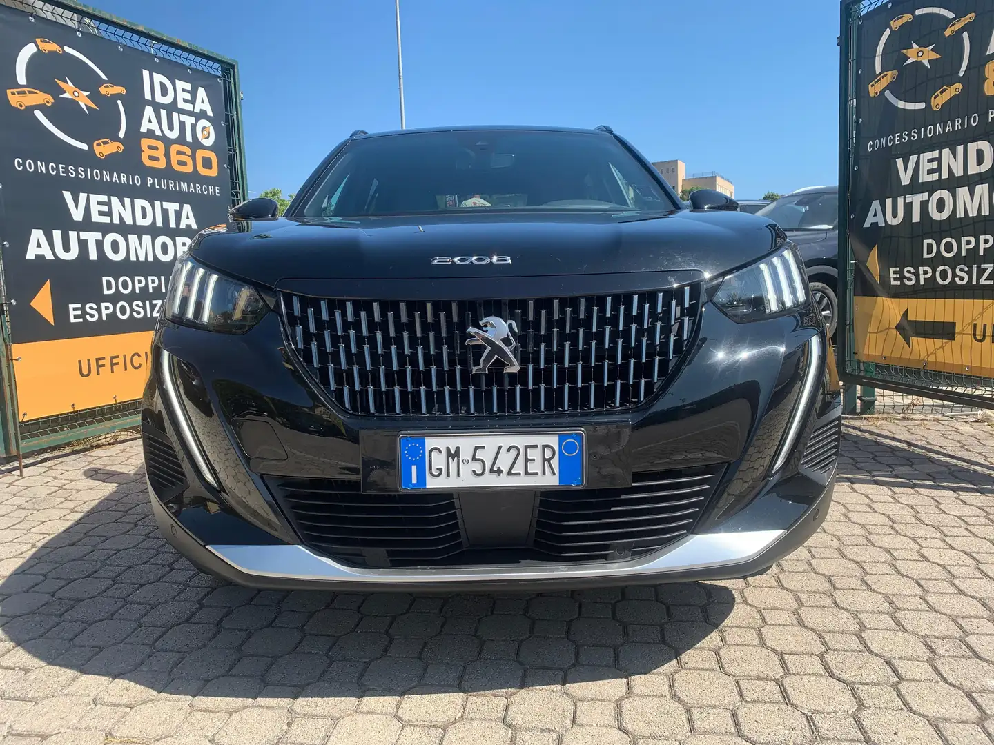 Peugeot 2008 1.2 puretech GT PROMO FINANZIAMENTO Černá - 2
