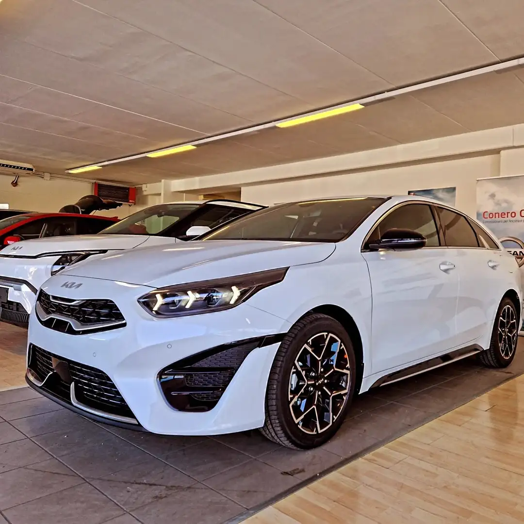 Kia ProCeed / pro_cee'd 1.5 t-gdi mhev GT Line 160cv dct - 1