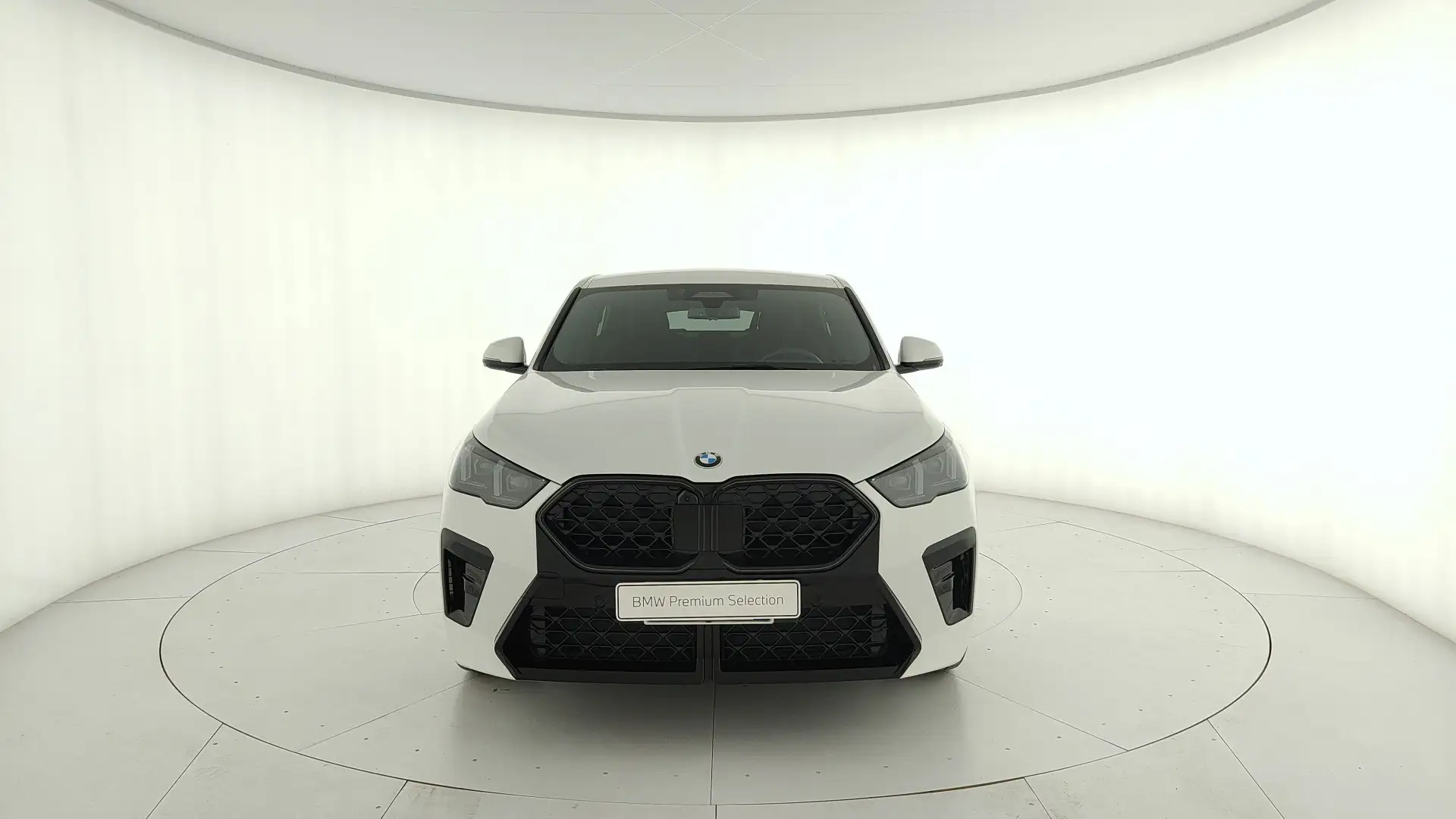 BMW X2 xdrive 20d 48V MSport Pro auto Bianco - 2
