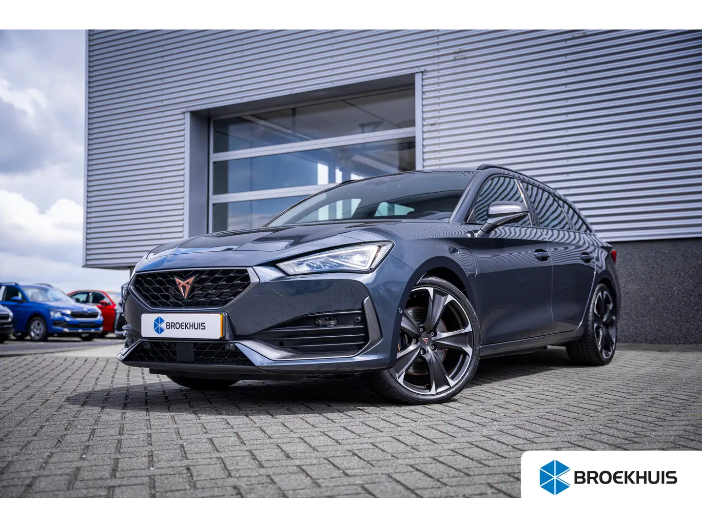 CUPRA Leon Sportstourer 1.4 e-Hybrid VZ Performance 245PK | L Grijs - 1
