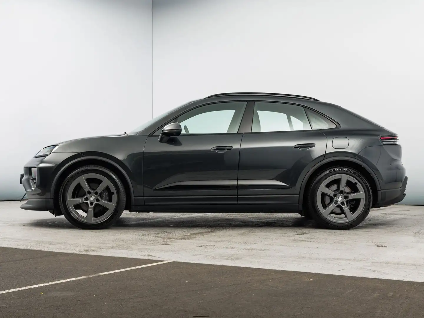 Porsche Macan 4 Grau - 2