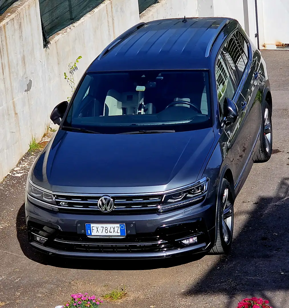 Volkswagen Tiguan Tiguan Allspace 2.0 tdi R-Line 4motion 150cv dsg Grigio - 2