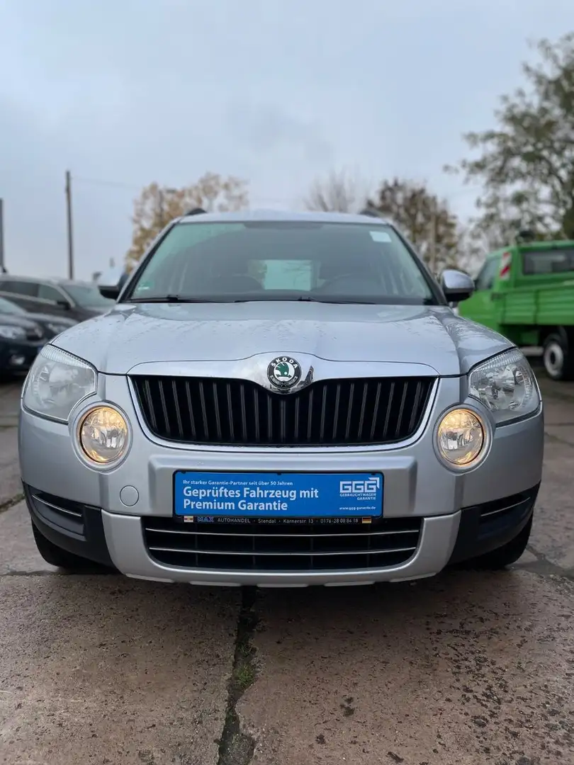 Skoda Yeti Ambition Plus Edition Silber - 1