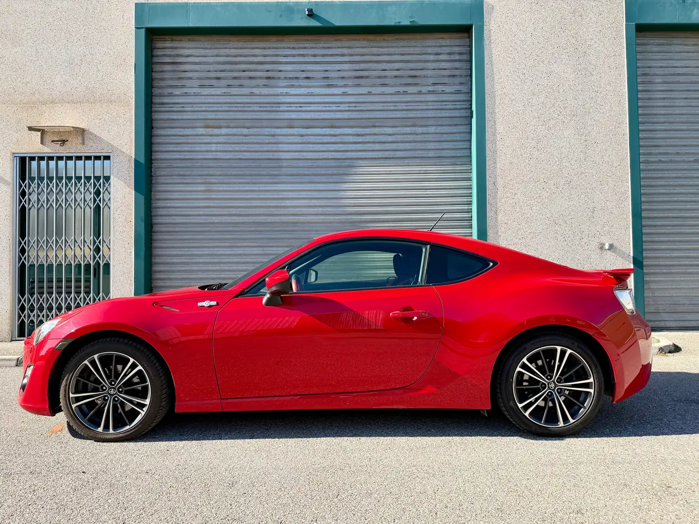 Toyota GT86 GT86 2.0L Coupé A Rot - 2