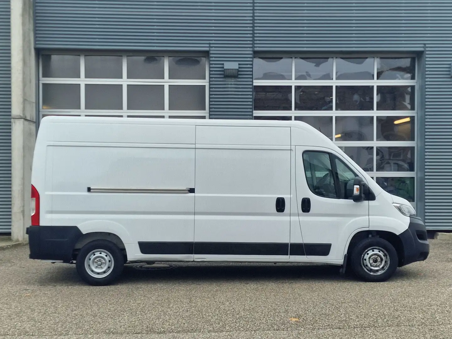 Opel Movano 2.2 CDTI HKa L3H2 3,5t Edition Klima Weiß - 2
