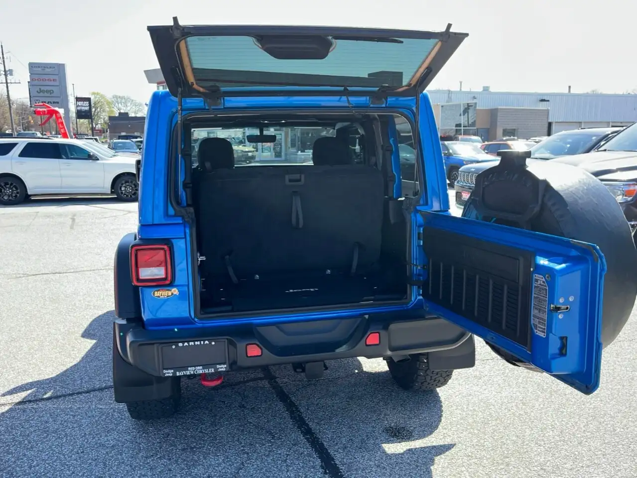 Jeep Wrangler снимка Jeep Wrangler