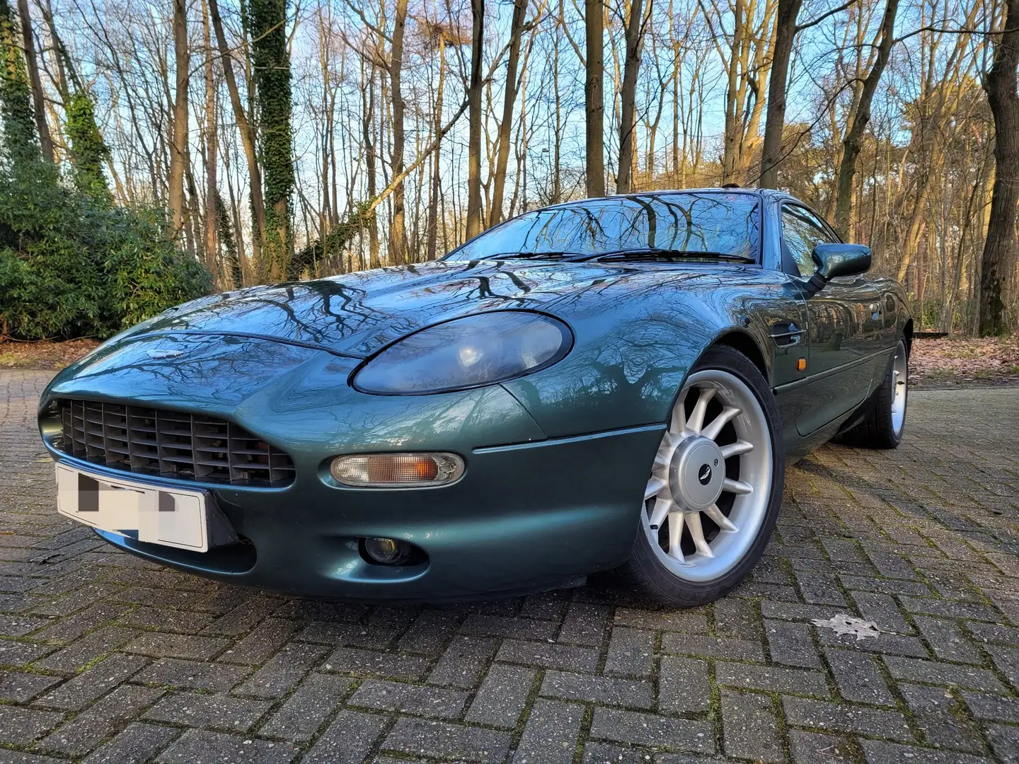 Aston Martin DB7 6 cyl - 1