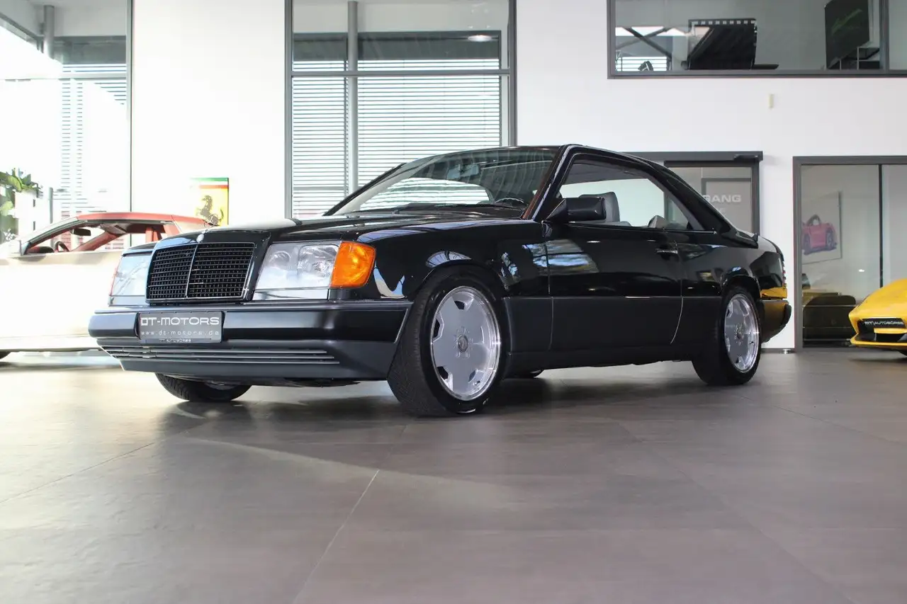Mercedes-Benz CE 300 -24 AUTOMATIK *TRAUMSTERN* H-KENNZEICHEN!, foto 1