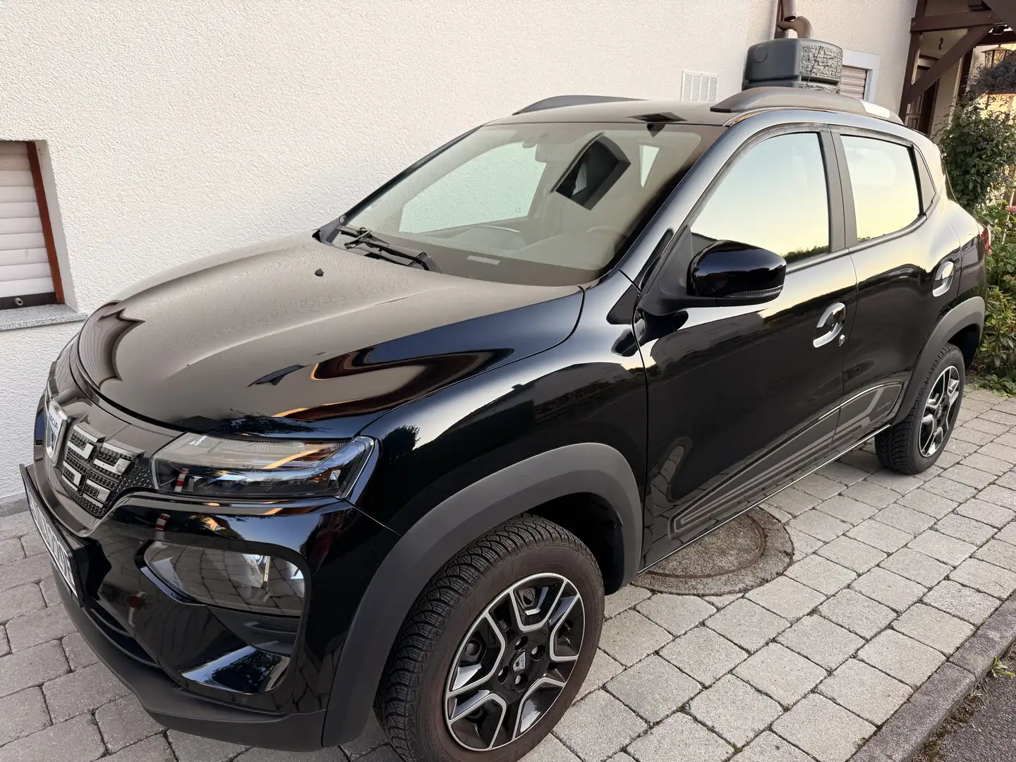 Dacia Spring Comfort Plus Noir - 1