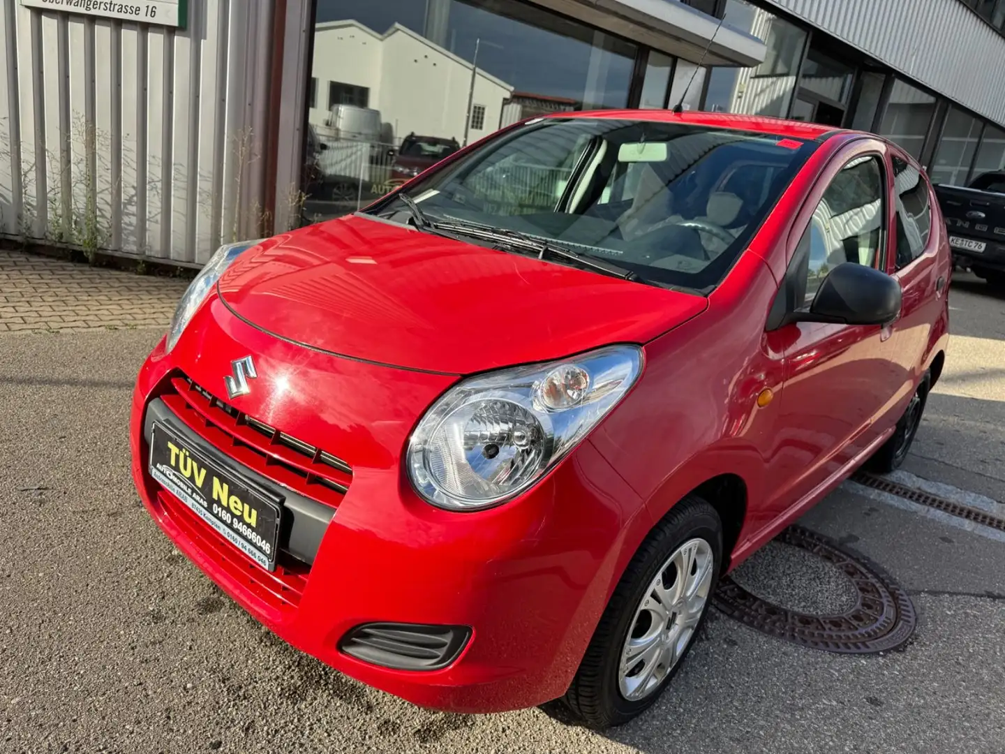 Suzuki Alto Comfort Tüvneu 1hand NUR32000KM Klima Türe5 Rot - 1