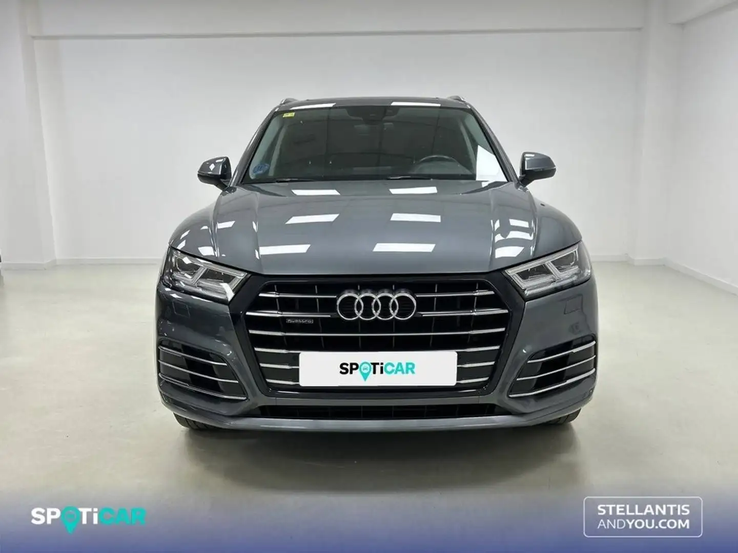 Audi Q5 55 TFSI E quattro S tronic Competition Gris - 2