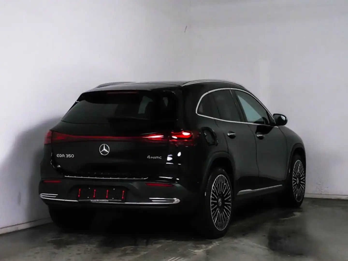 Mercedes-Benz EQA 350 4M Panorama, 360 Camera, Memory Seats, 20 Inch Alu Noir - 2