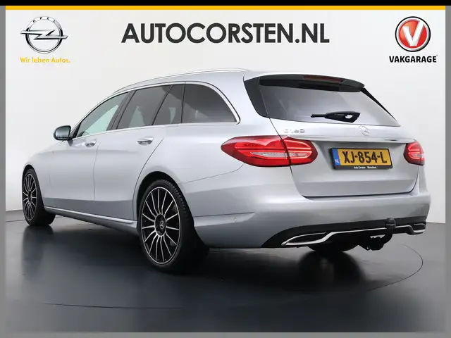 Mercedes-Benz C-Class view 2