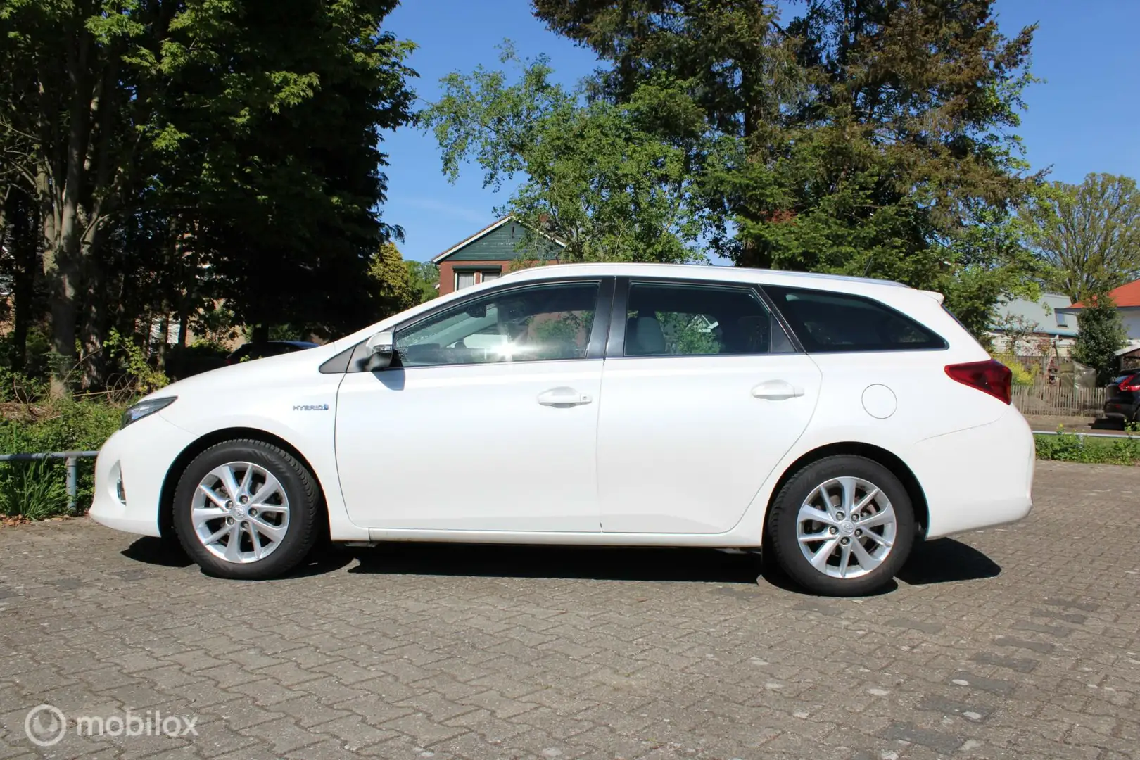 Toyota Auris 1.8 Hybrid Executive, Trekhaak, Achteruitrij camer Blanc - 2