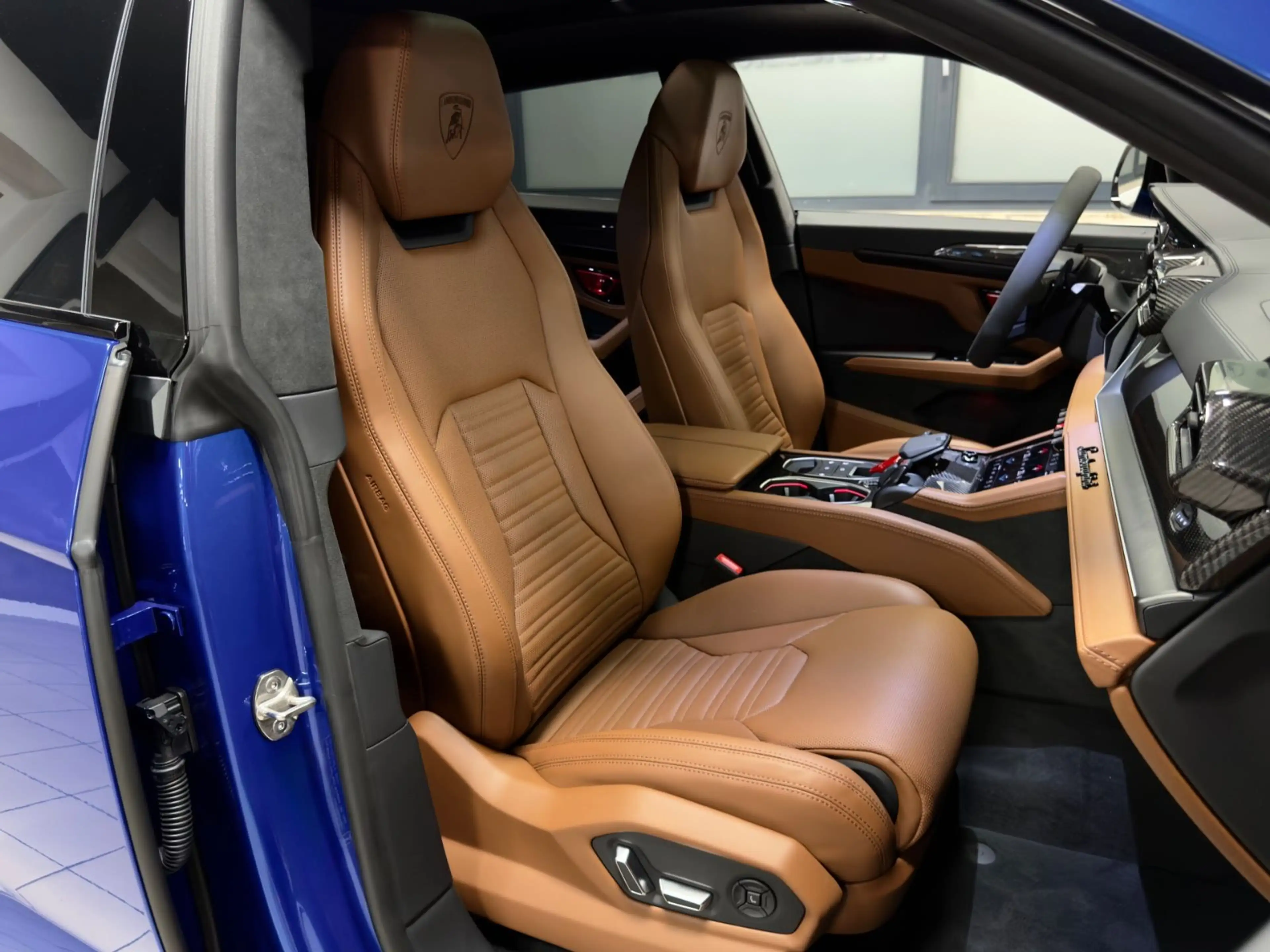 Lamborghini Urus URUS SE CARBON B&O MASSAGE PANO HEADUP FULLOPT!! — photo 33