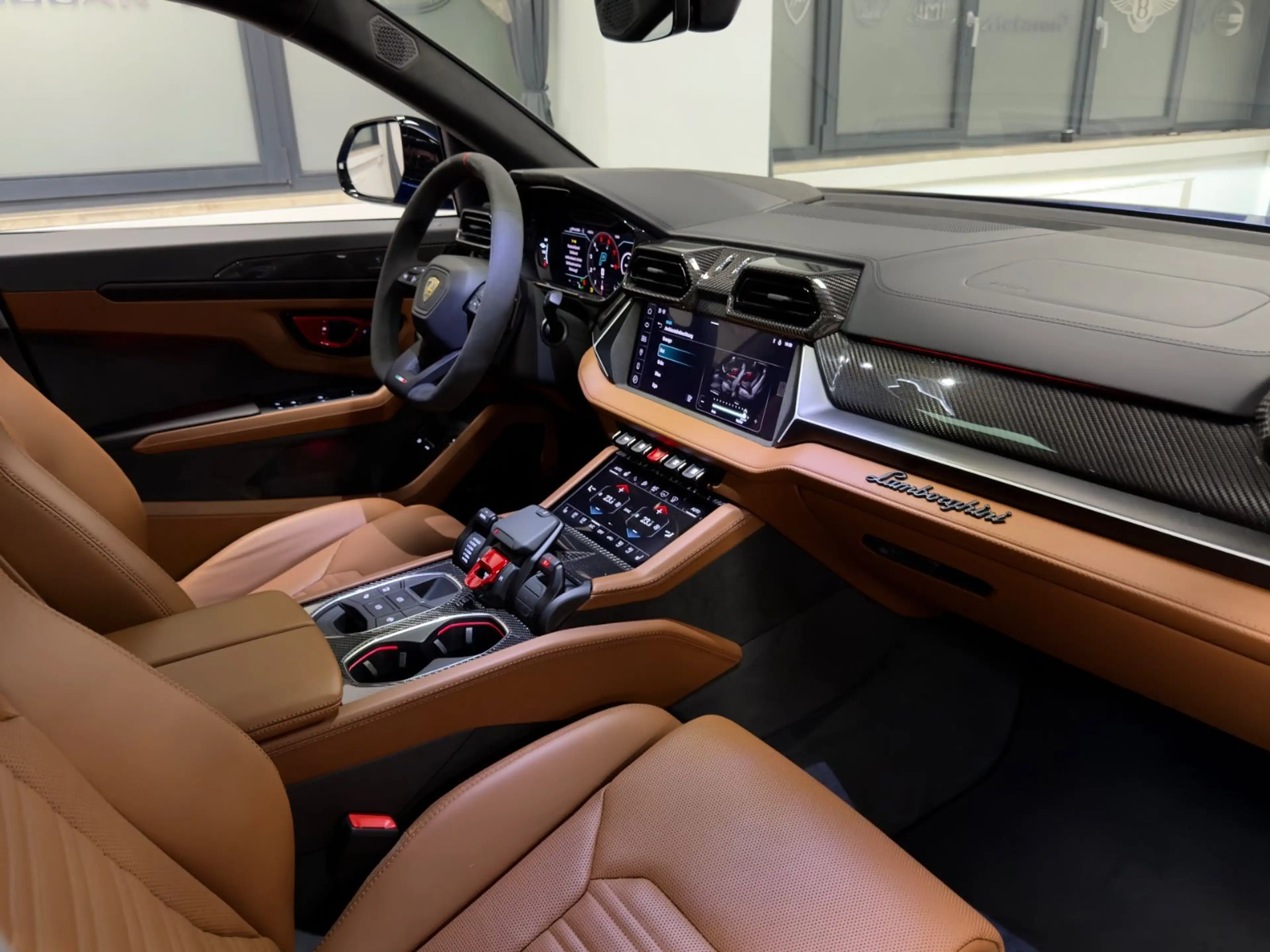 Lamborghini Urus URUS SE CARBON B&O MASSAGE PANO HEADUP FULLOPT!! — photo 34
