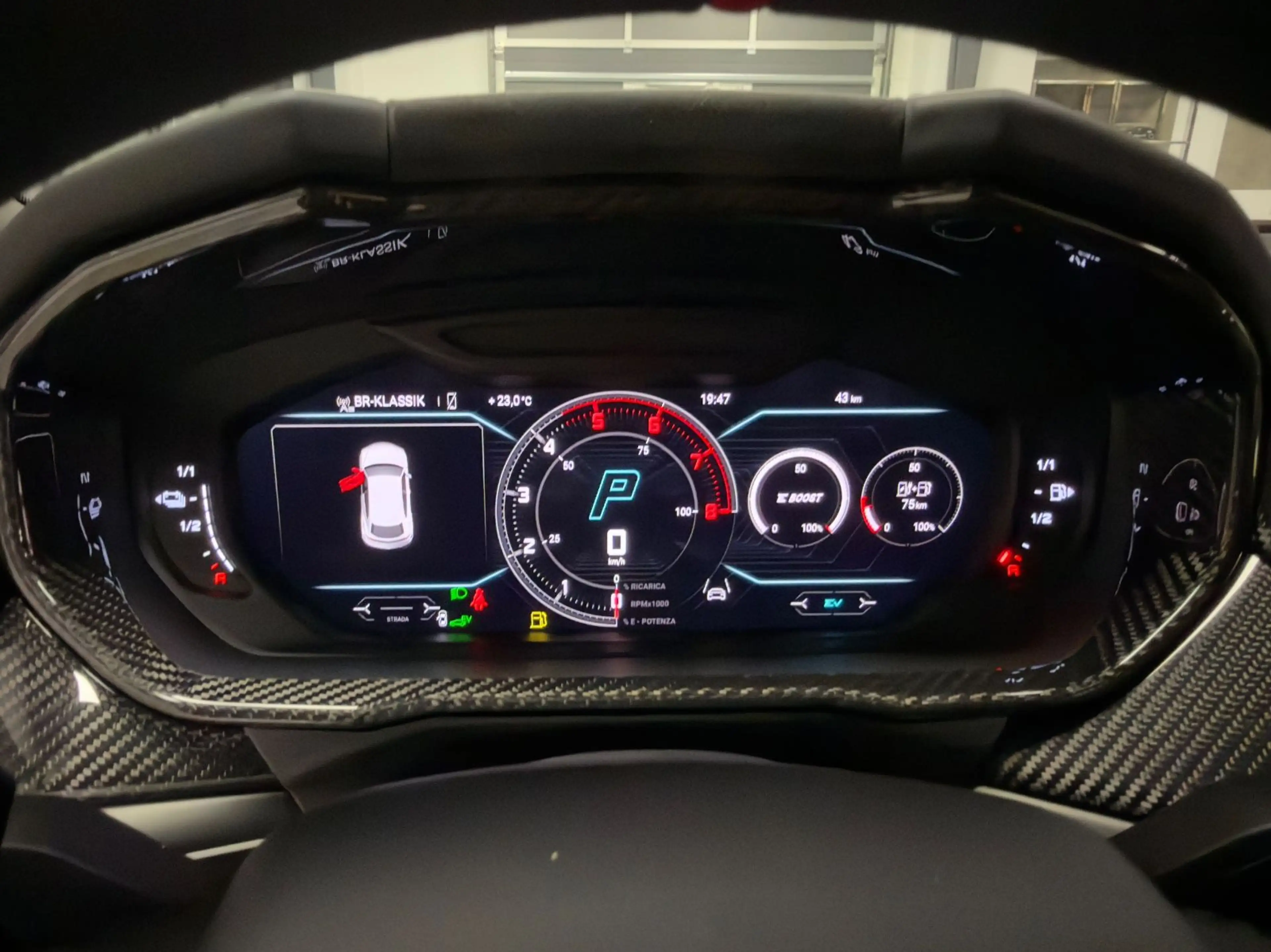 Lamborghini Urus URUS SE CARBON B&O MASSAGE PANO HEADUP FULLOPT!! — photo 26