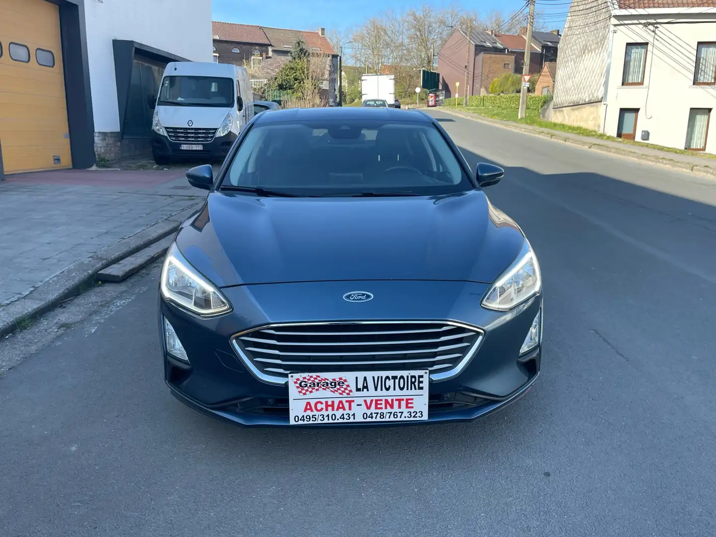 Ford Focus Active 1.5 EcoBlue Business 5 Portes Euro 6d-Temp Blau - 2
