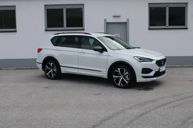 SEAT Tarraco FR eHYBRID 245 DSG