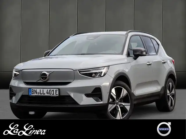 Volvo EX40 Single Motor Extended Range Plus Dark