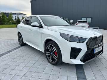 iX2 30 H&K M-Sport HUD AHK 19Zoll