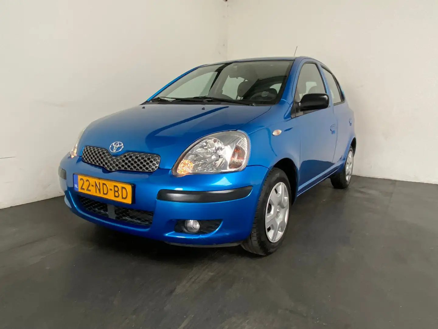 Toyota Yaris 1.0 VVT-i Luna MMT. Automaat. 10-09-2026 APK! Blauw - 1