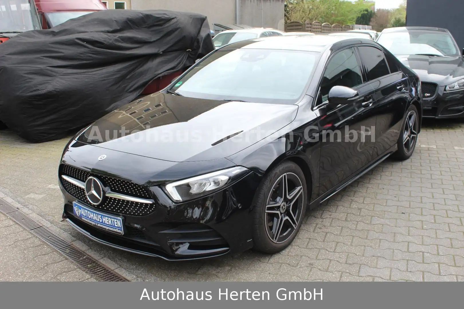 Mercedes-Benz A 180 *AMG-LINE*LIMO*MBUX*LED*NIGHT*WIDESCREEN* Schwarz - 1