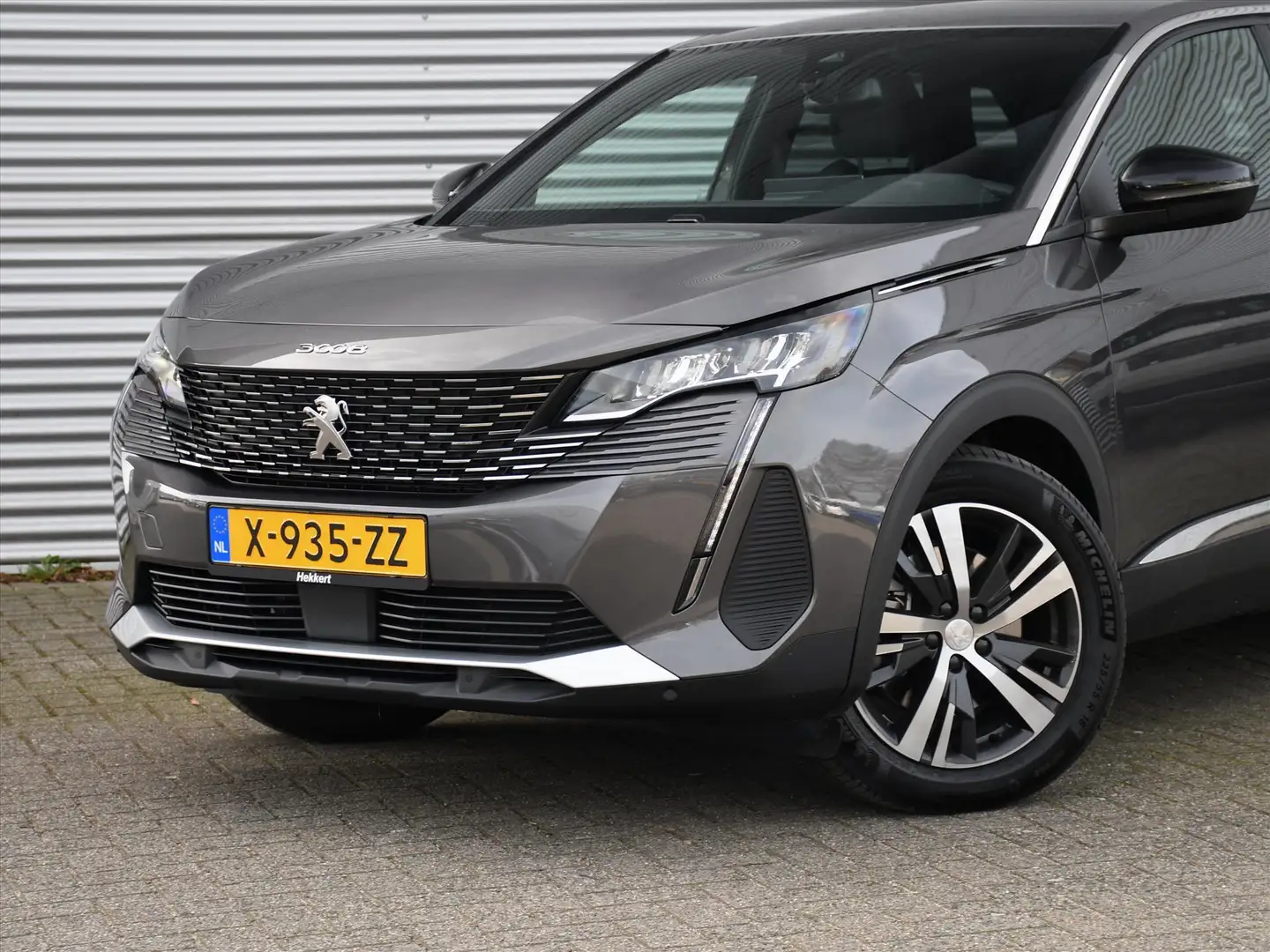 Peugeot 3008 Allure Pack 1.6 PHEV 180pk Automaat NAVI | Peugeot Grijs - 2