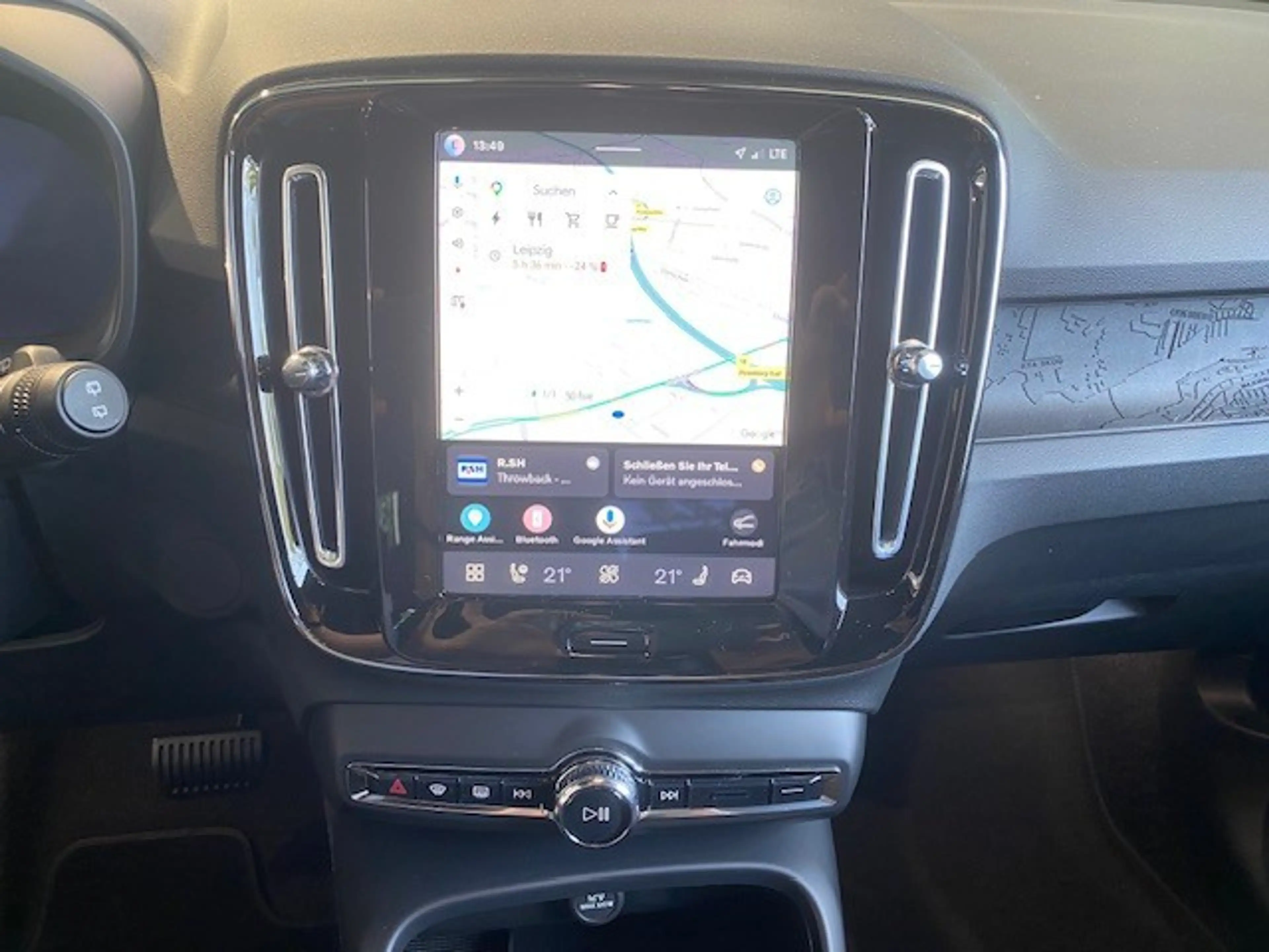 Volvo EX40 Plus Single Motor Extended Range Zinsakt — photo 8