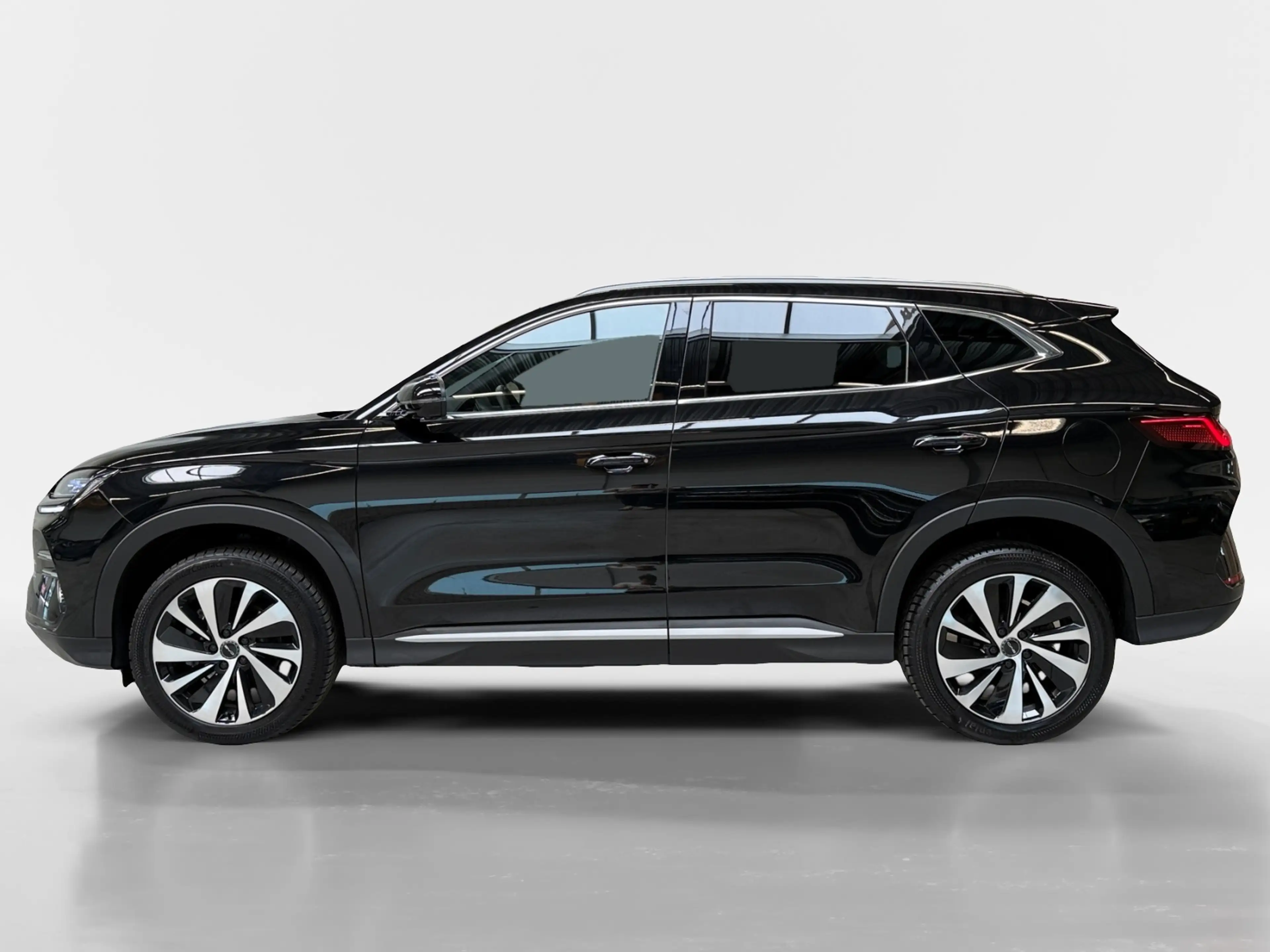 BYD Seal U 1.5 DM-i FWD Boost I PHEV I Panoramadak I 360 Came — photo 9