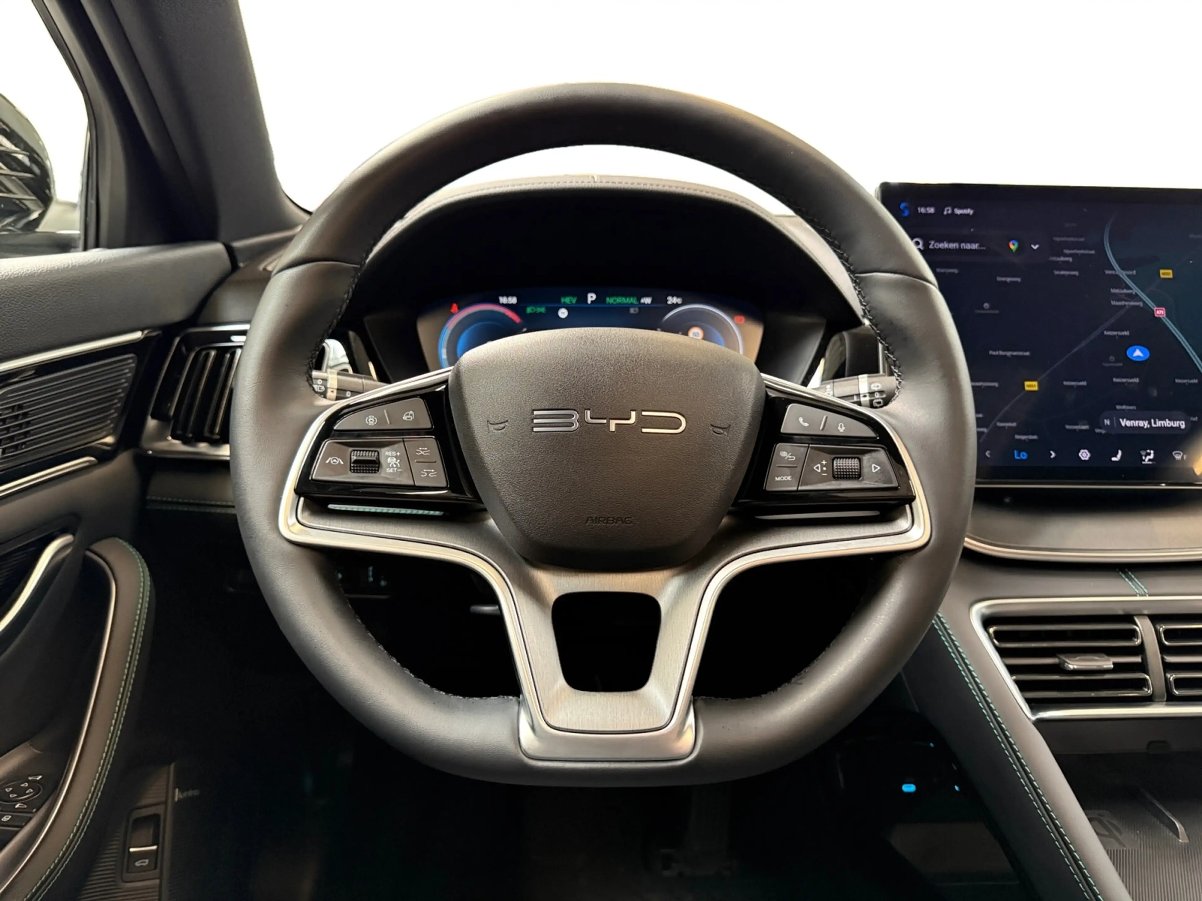 BYD Seal U 1.5 DM-i FWD Boost I PHEV I Panoramadak I 360 Came — photo 12