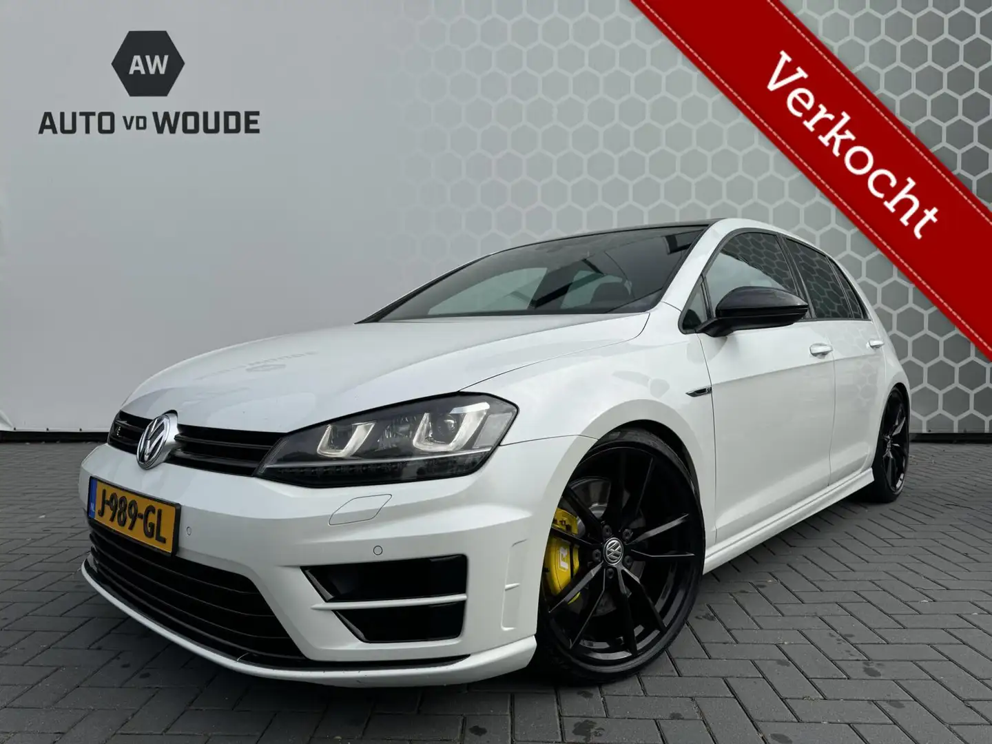 Volkswagen Golf 2.0 TSI R DSG 4Motion PANO KW gepfeffert Wit - 1
