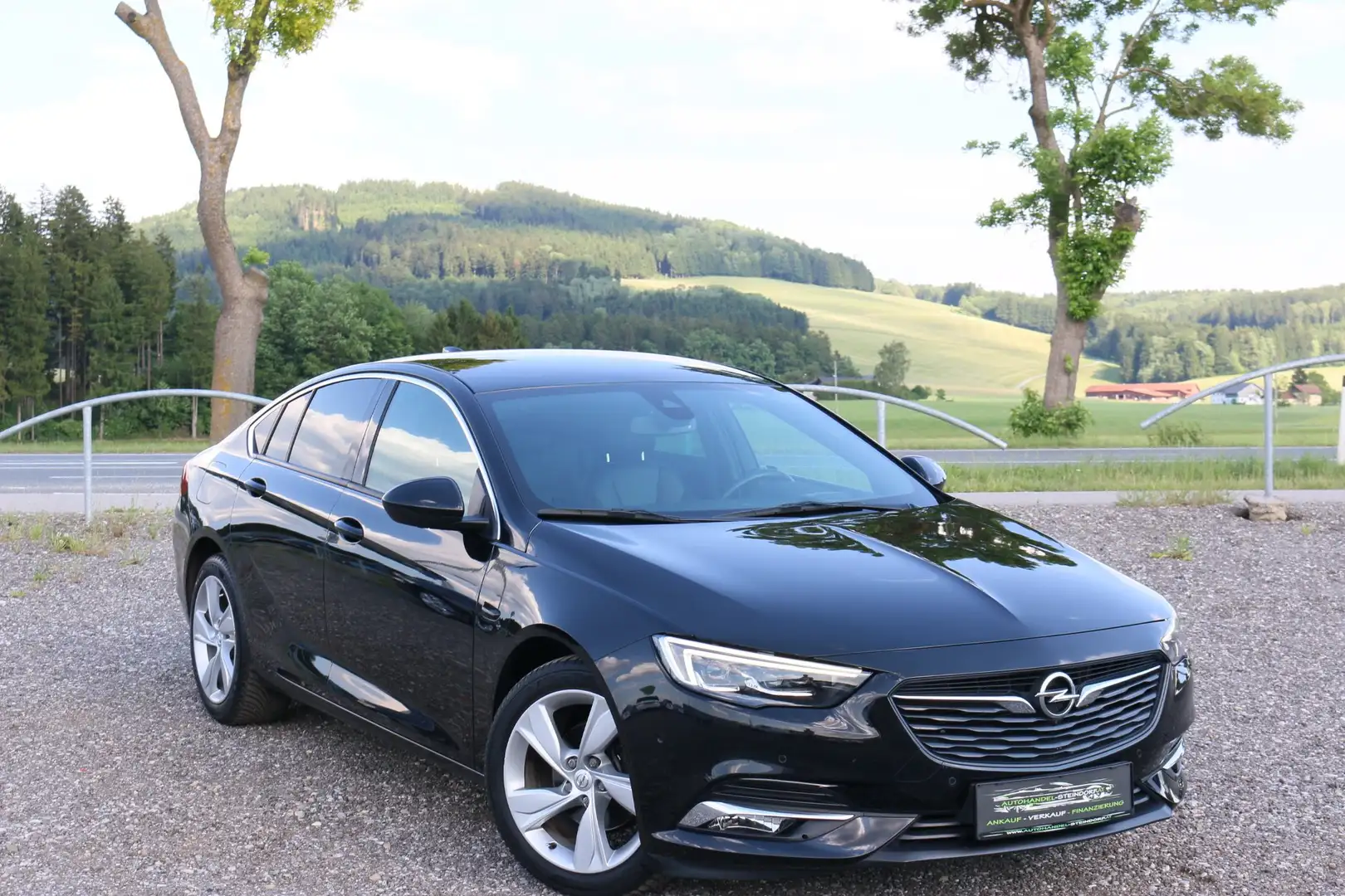 Opel Insignia Dynamic*Matrix-LED*360°Kamera*Keyless Entry Schwarz - 2