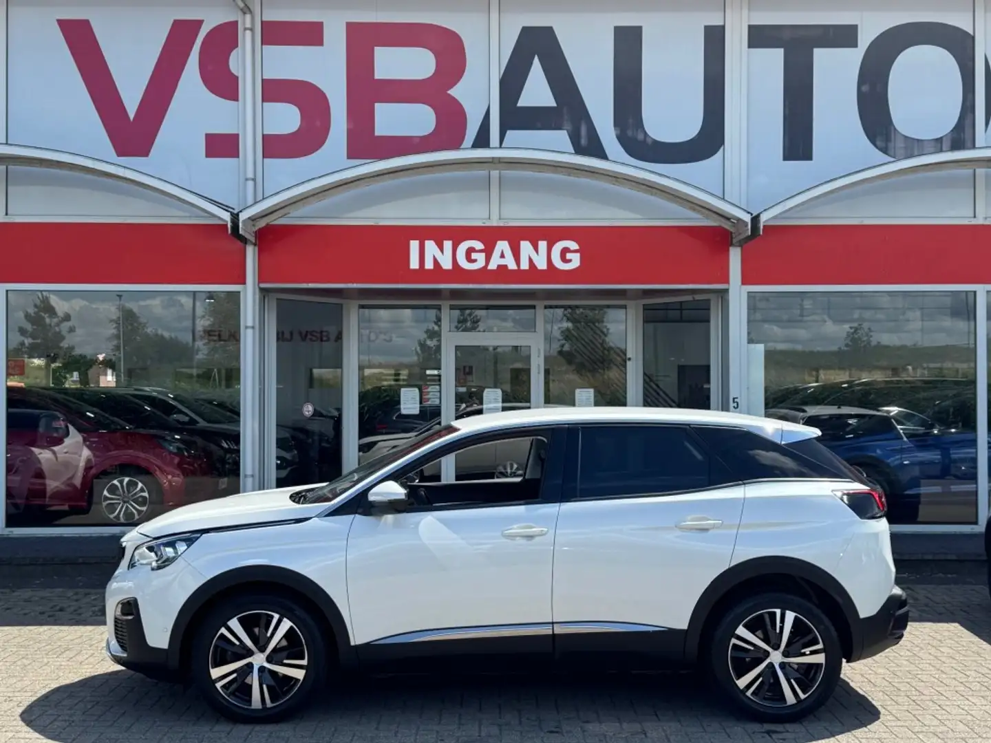 Peugeot 3008 1.2 PURETECH ALLURE AUT. 130PK LED NAVI CAMERA CAR Wit - 2