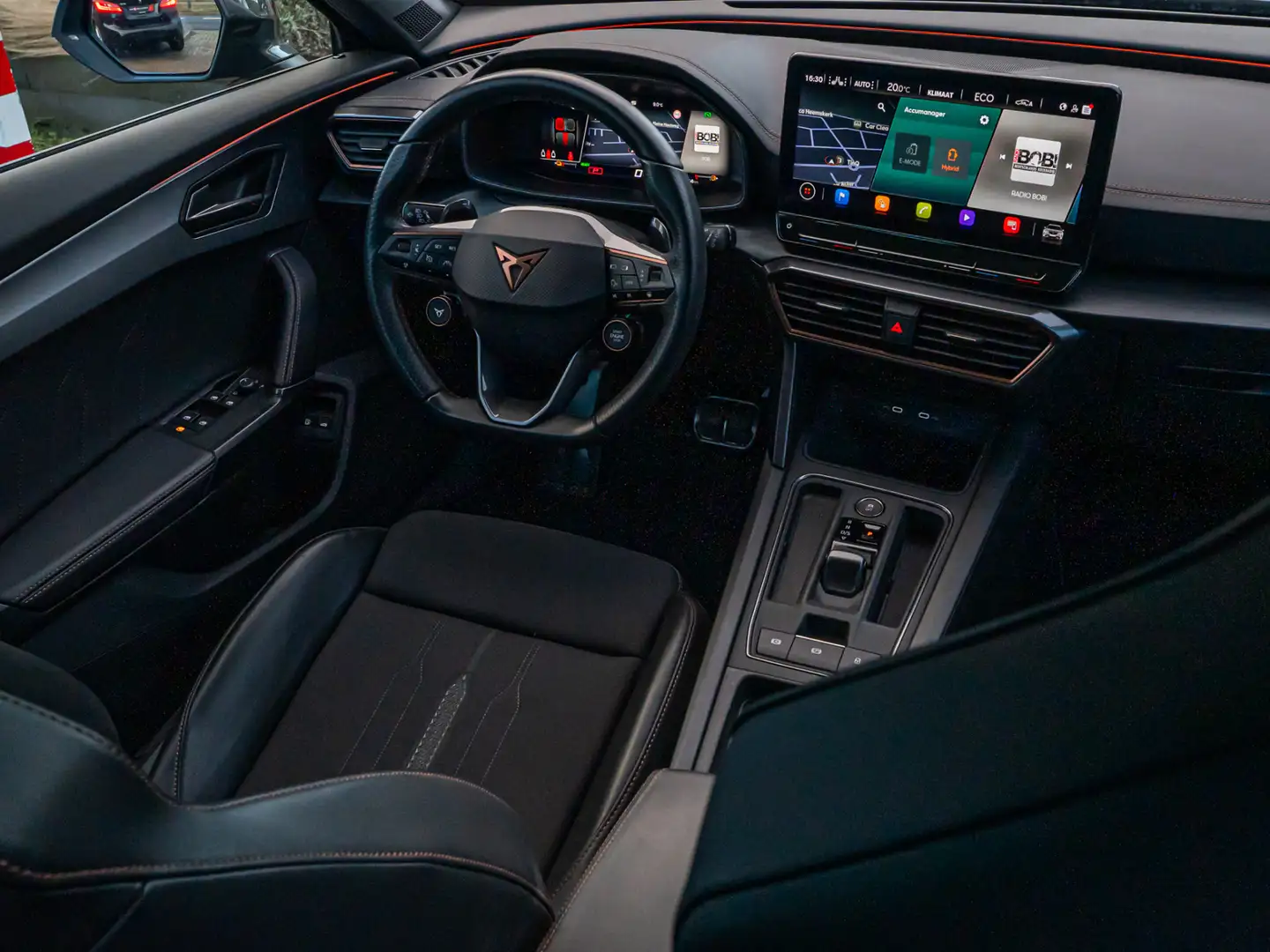 CUPRA Formentor 1.4 e-Hybrid VZ Copper Edition SPORTSTUUR MAT BLAU Bleu - 2