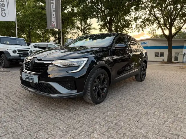 Renault Arkana view 2