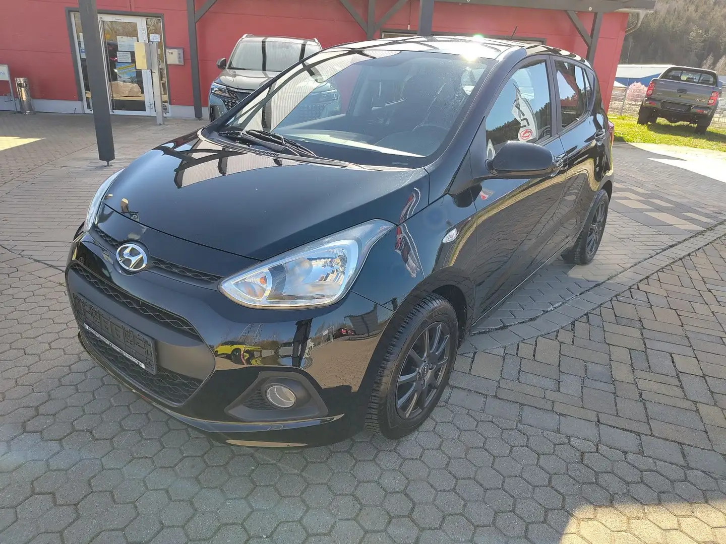 Hyundai i10 Klima Sitzheizung Lenkradheizung Noir - 1