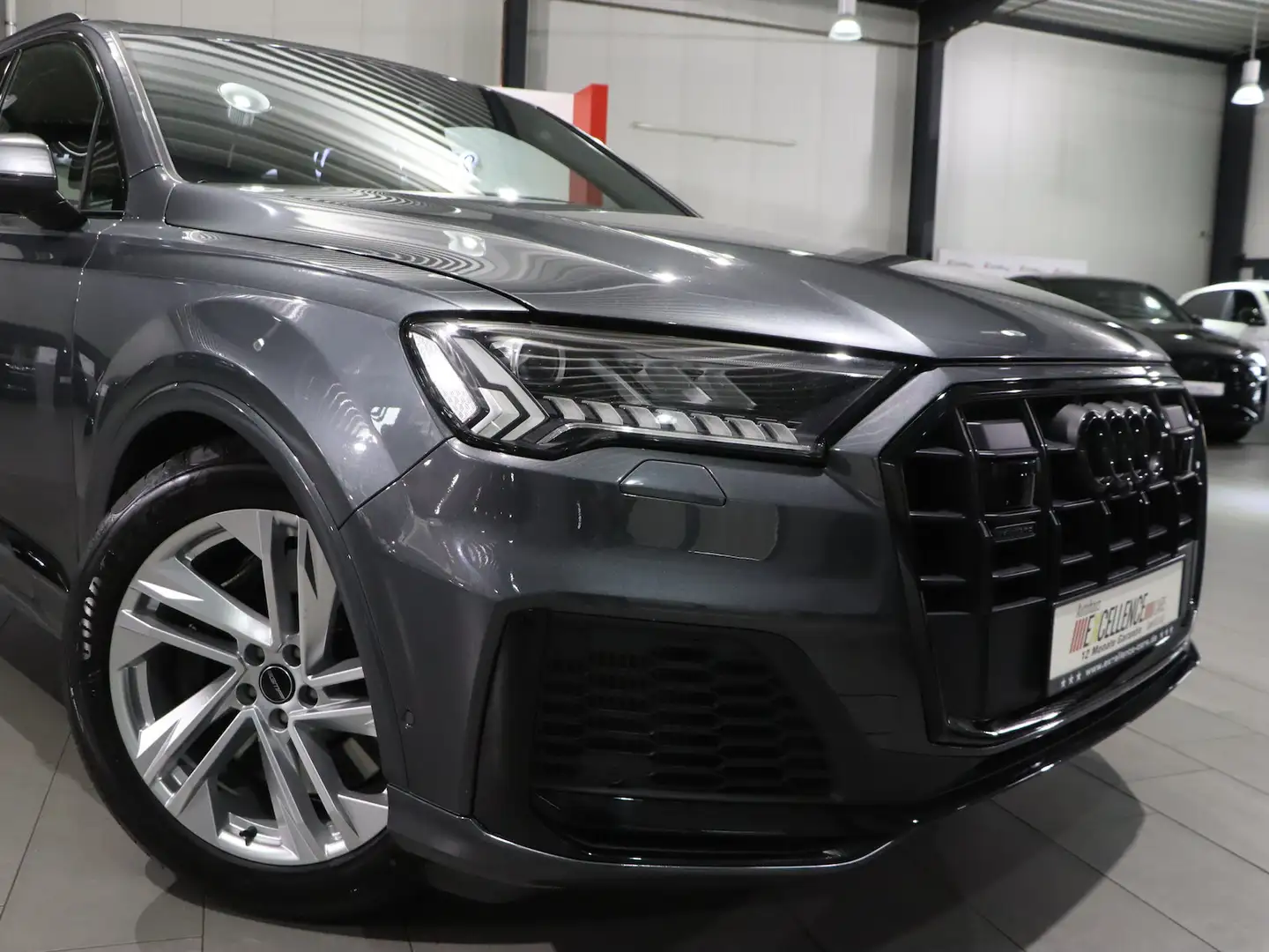 Audi SQ7 4.0 TFSI Q BLACK / MATRIX-LED / LUFTFAHRWERK Gris - 2