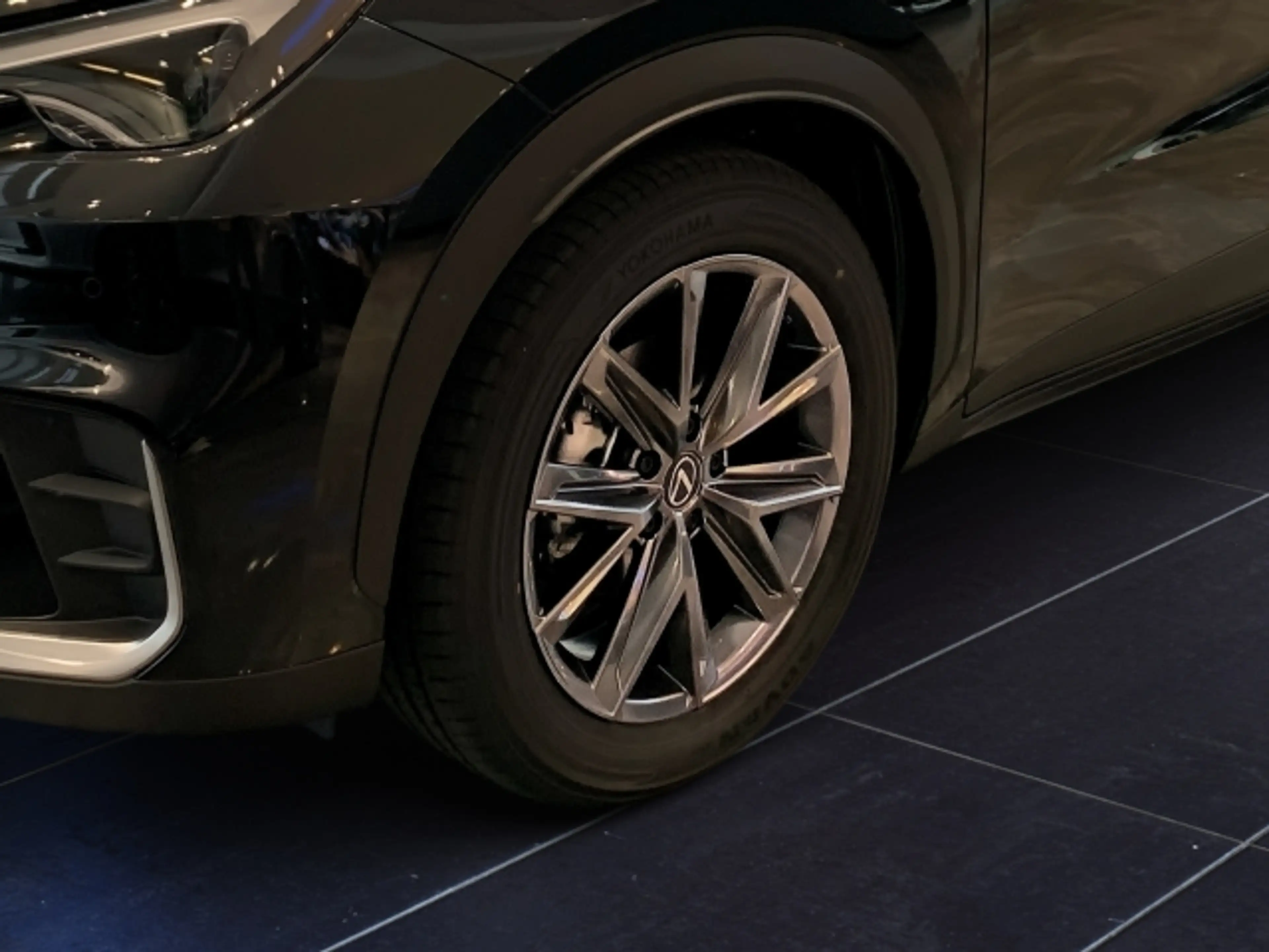 Lexus LBX LBX B-SUV Elegant 1.5 TNGA HEV H  (116 hp) stufenl — photo 4