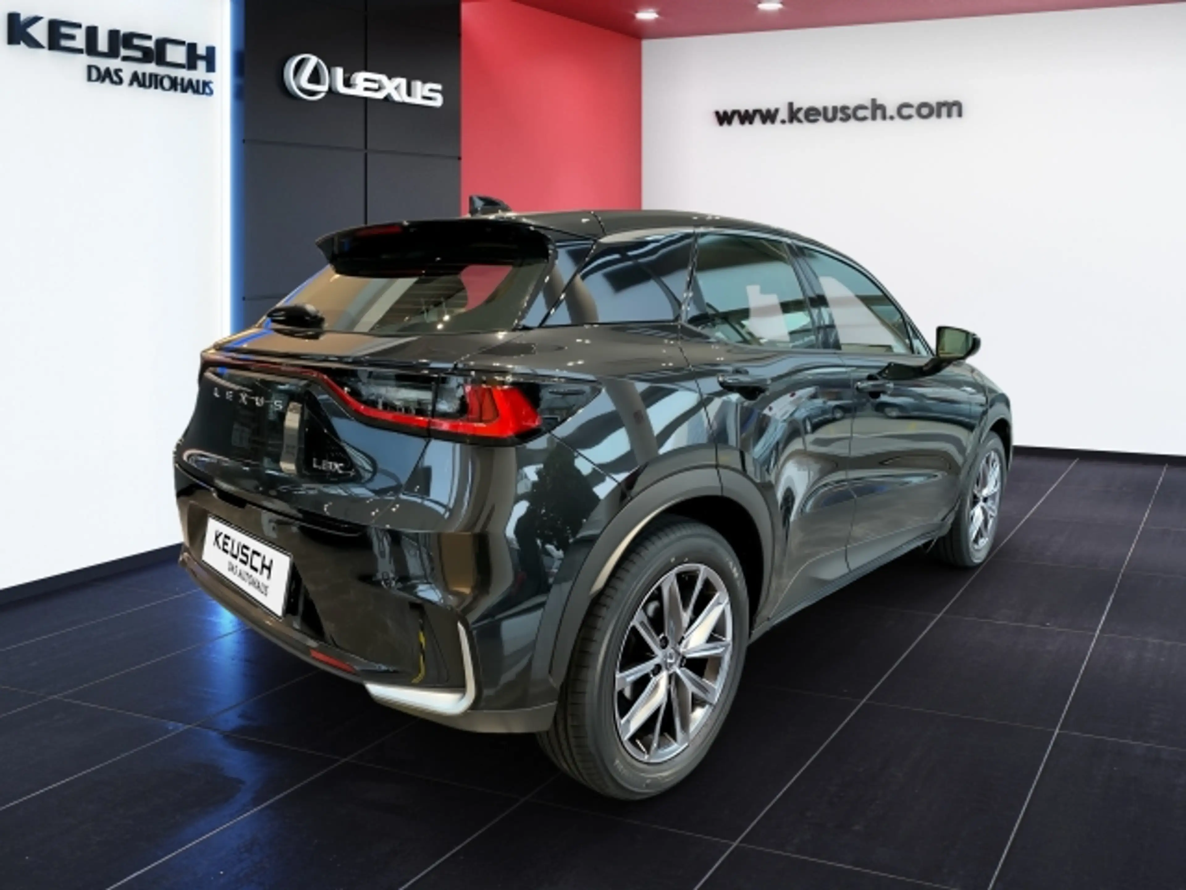 Lexus LBX LBX B-SUV Elegant 1.5 TNGA HEV H  (116 hp) stufenl — photo 12
