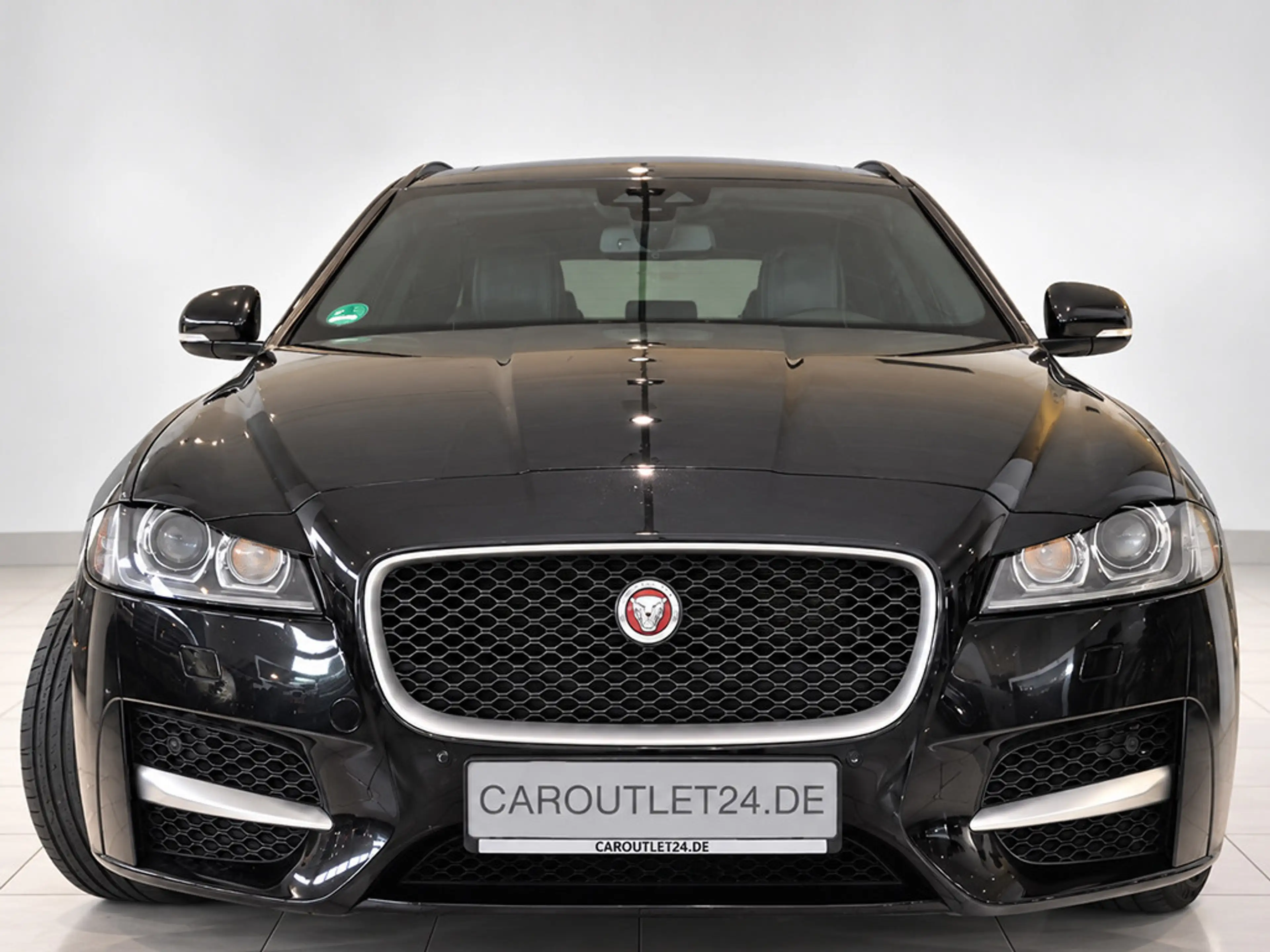 Jaguar XF Sportbrake Autom. *Navi Kamera 19Zoll* — photo 3